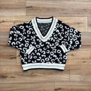 Inthebeginning leopard print v neck knit Size Small
